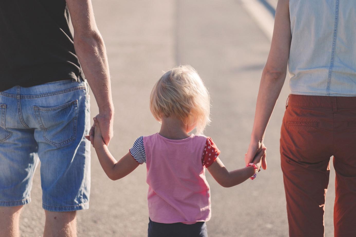 https://www.veritasbanking.com/Guide complet pour choisir la meilleure carte prépayée pour enfants mineurs