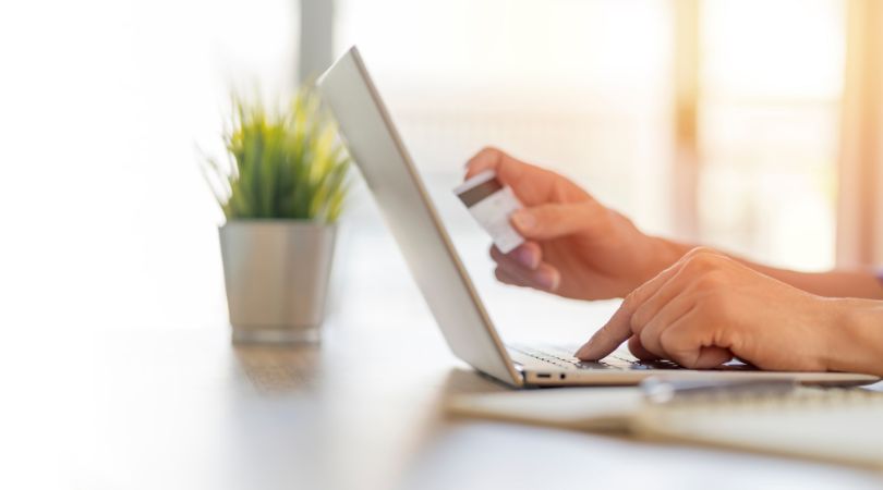https://www.veritasbanking.com/Puis-je me servir de ma carte prépayée sur internet ?
